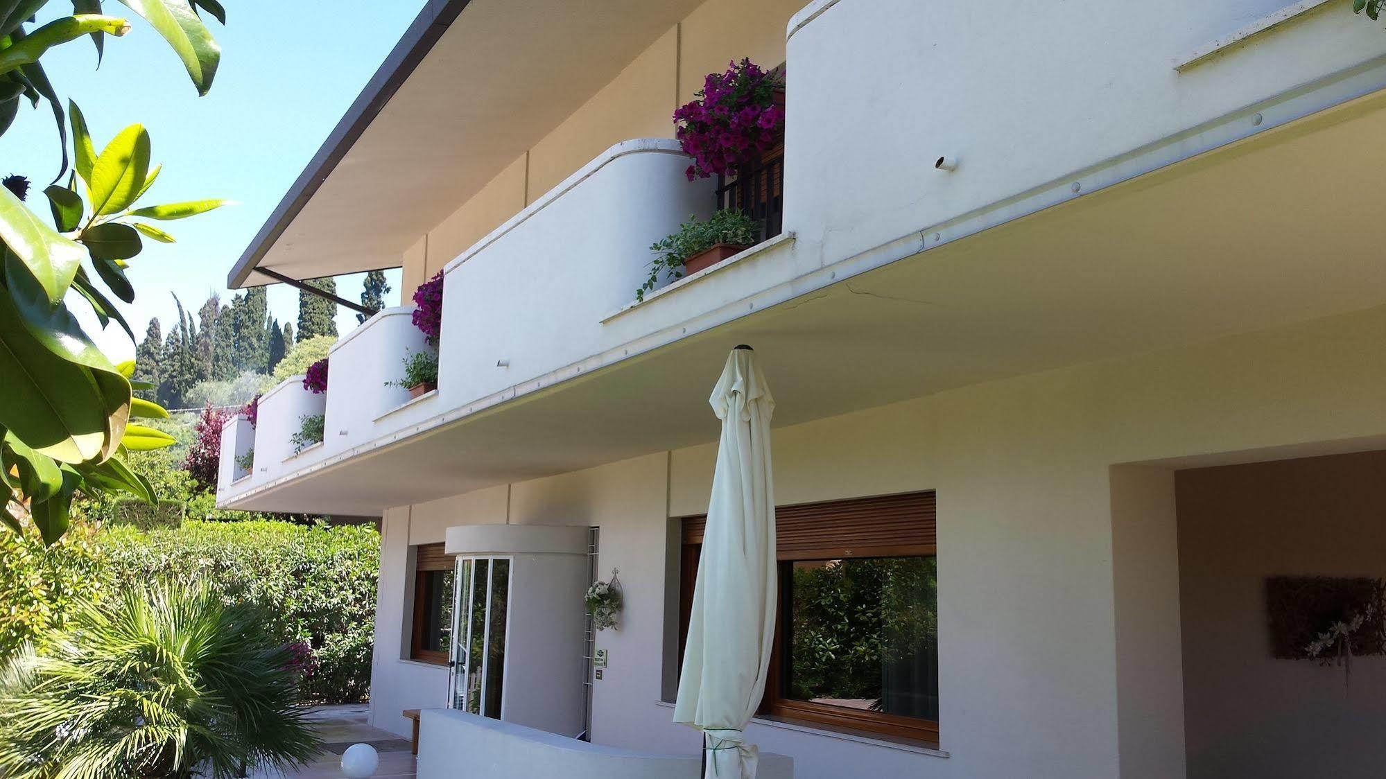 B&B Villa Bianca Sona Exterior photo